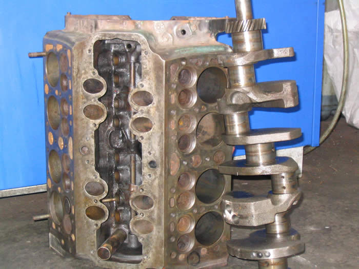 52 Ford Side-valve V8